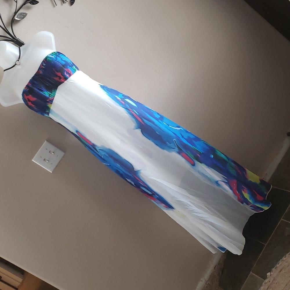 Lucky Strapless gown